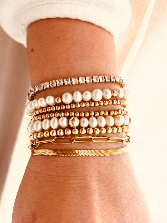8-Piece Gold Bracelet Set | Waterproof Everyday Jewelry Stack