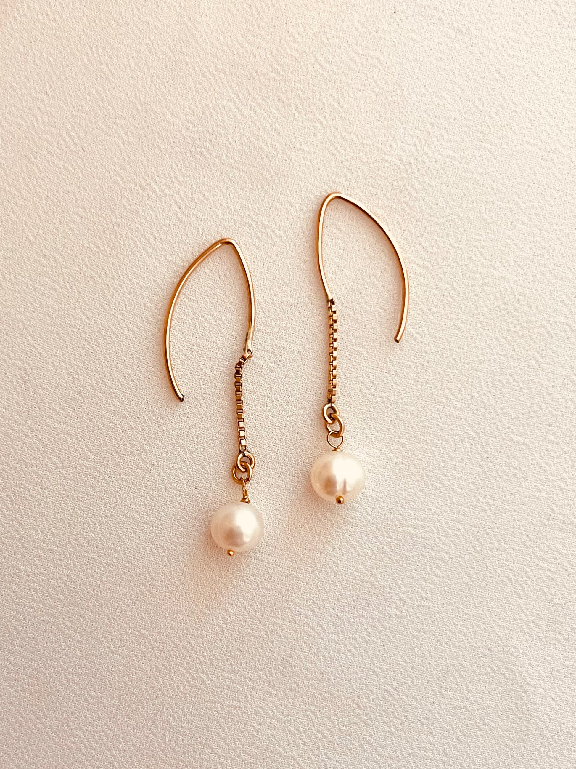 Celeste Pearl Earrings, Pearl jewelry, Pearl Earrings, wedding earrings, gift for her, office outfit, Pearl drop earrings 