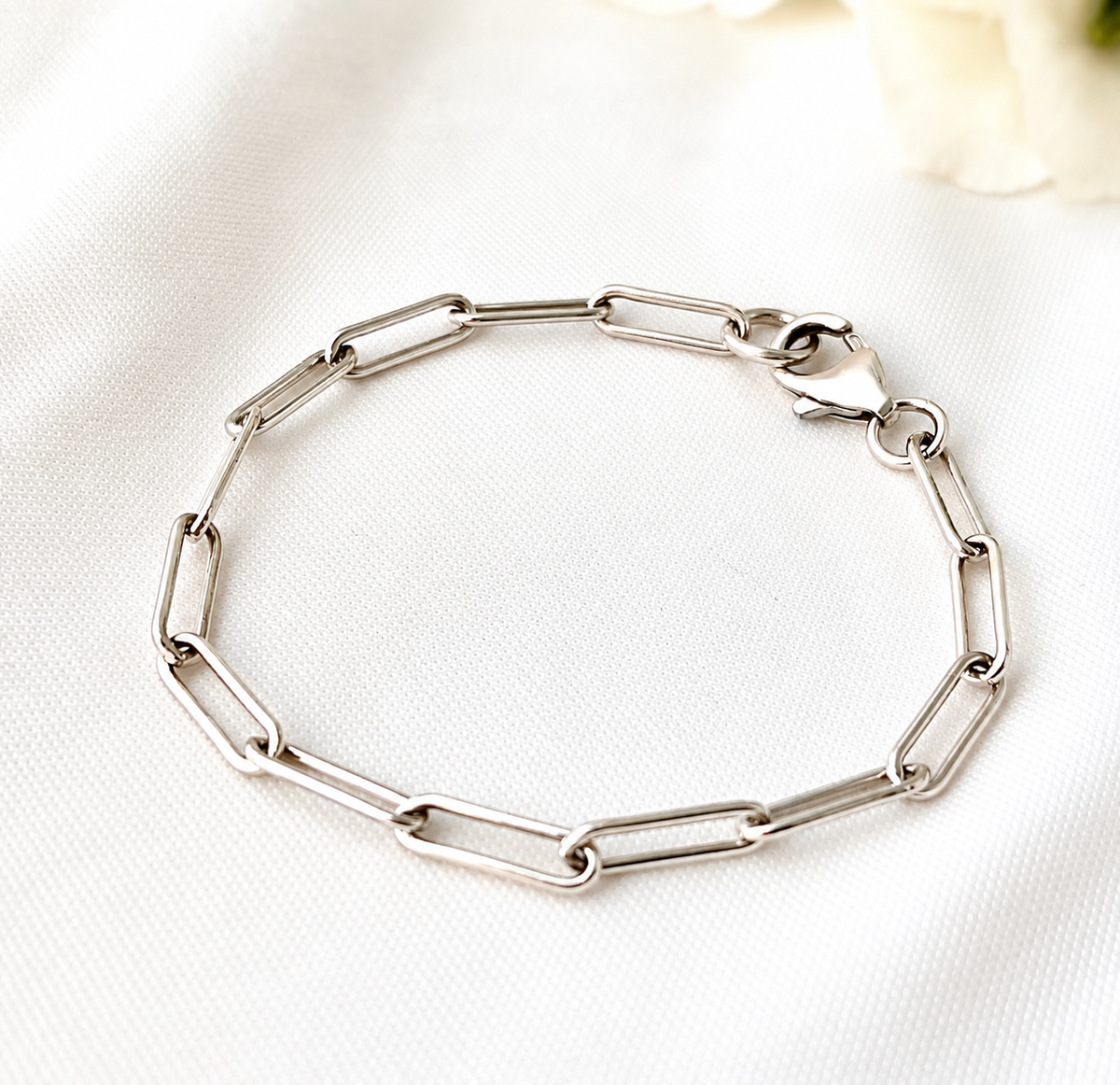 High-quality 925 sterling silver paperclip bracelet made for 24/7 everyday wear. Water-friendly, comfortable and handmade for the perfect fit