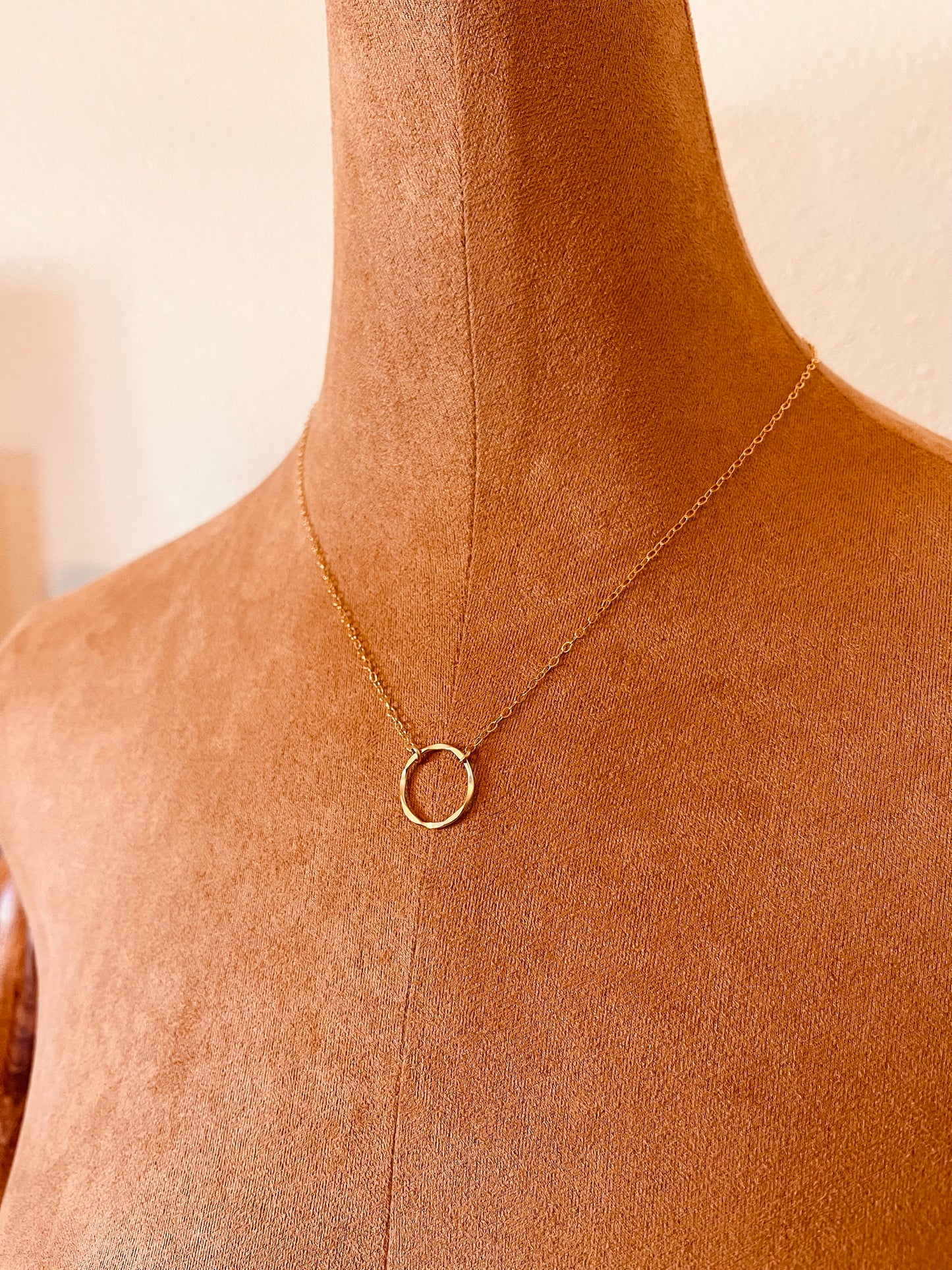 14k Gold Filled Circle Necklace – Minimalist Waterproof Everyday Jewelry