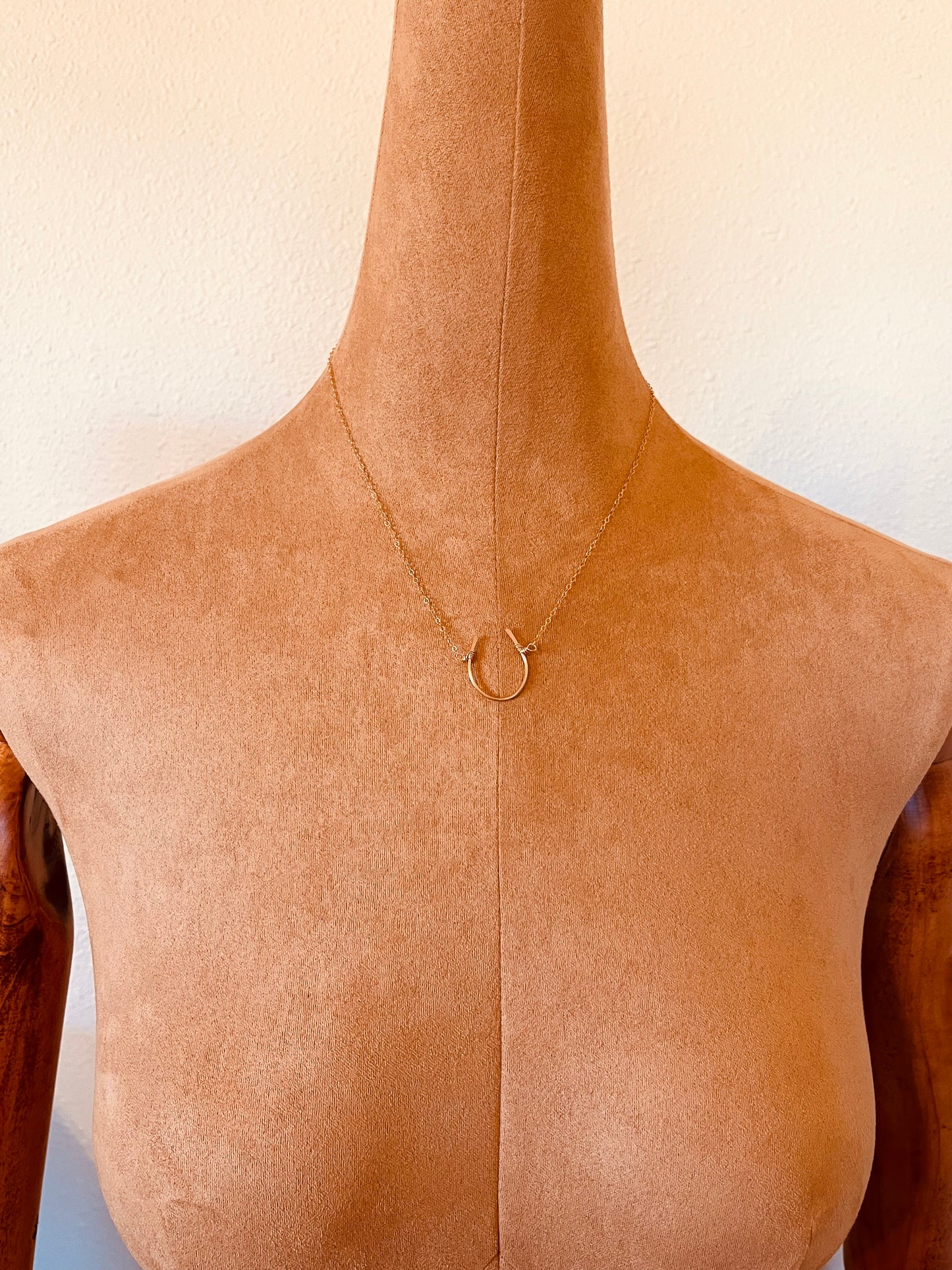 14k Gold Filled Horseshoe Necklace – Minimalist Lucky Horseshoe Pendant