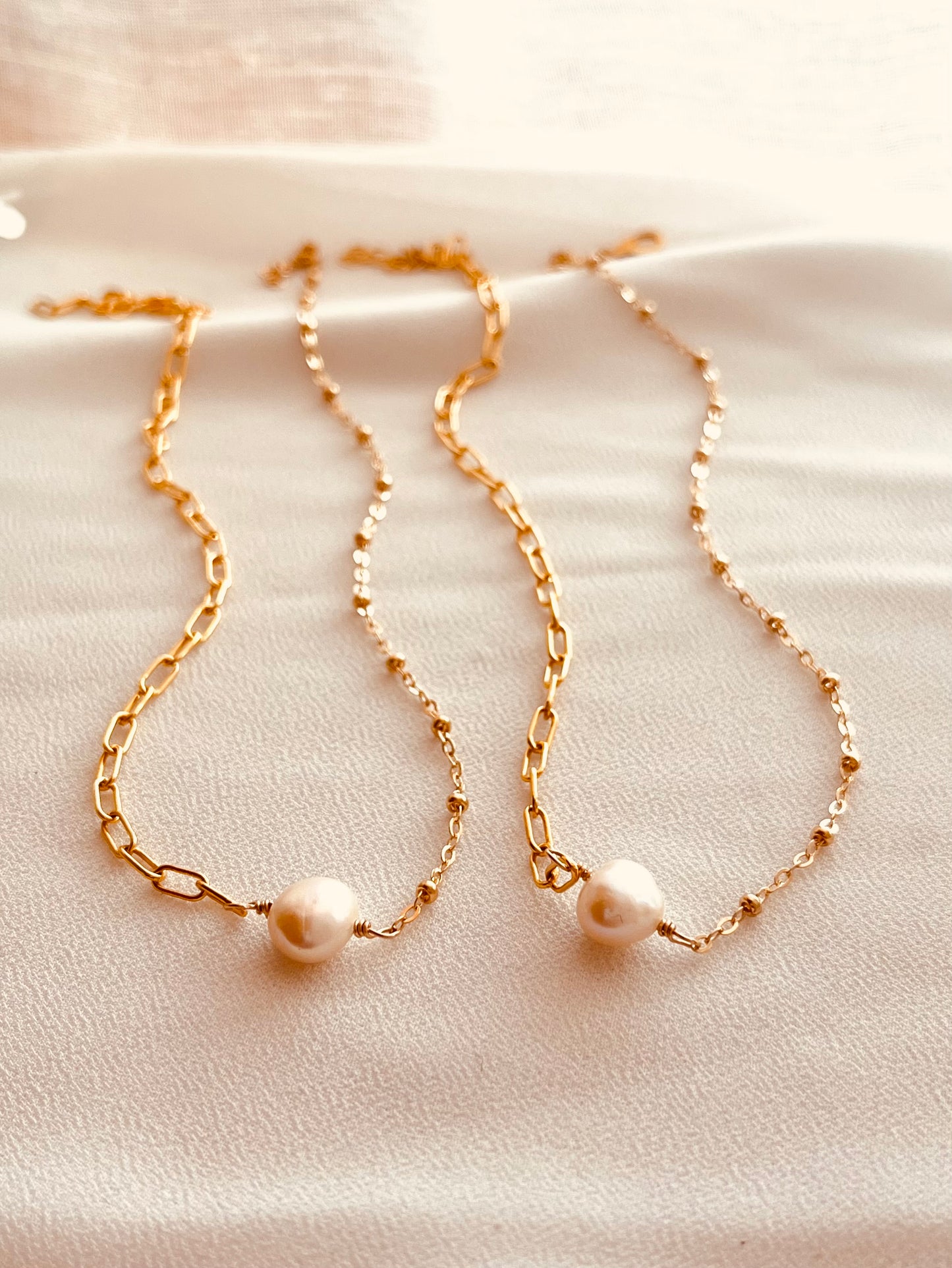 Pearl Necklace - Minimalist Waterproof Everyday Jewelry