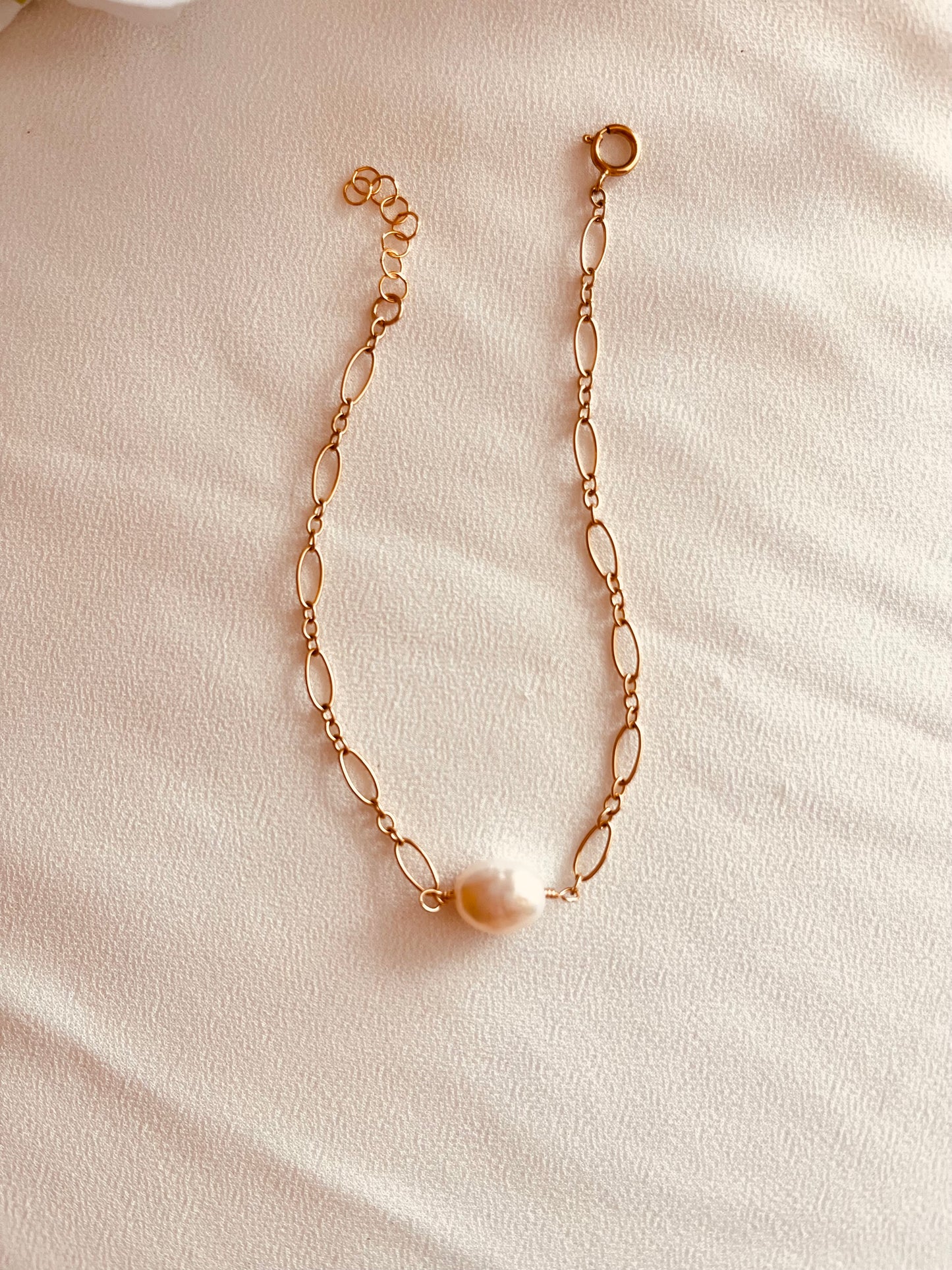 14k Gold Filled Freshwater Pearl Bracelet | Dainty Everyday Jewelry