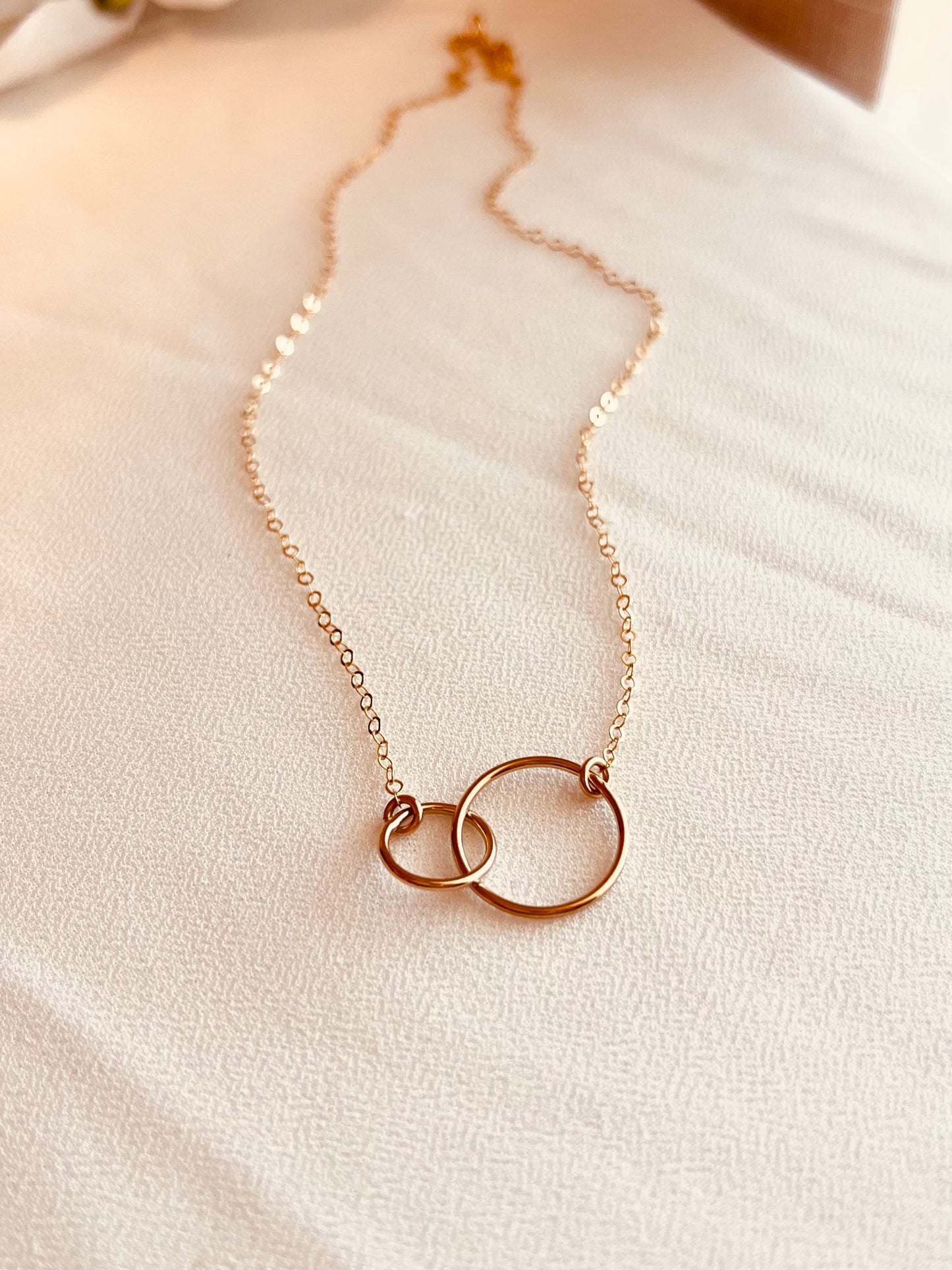 14k Gold Filled Interlocking Rings Necklace • Minimal Gold Necklace • Waterproof Everyday Jewelry