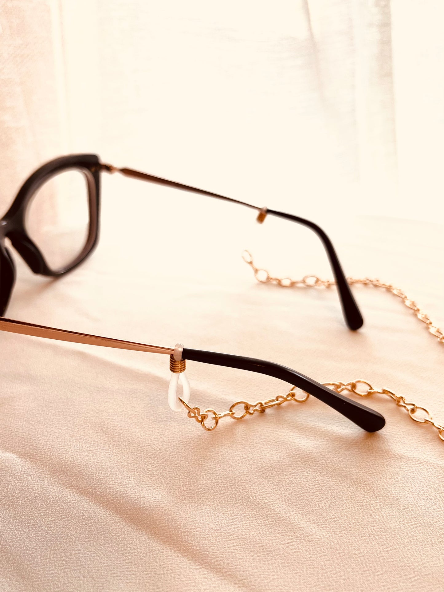 Adjustable Glasses Chain | Universal Fit for Eyeglasses & Sunglasses