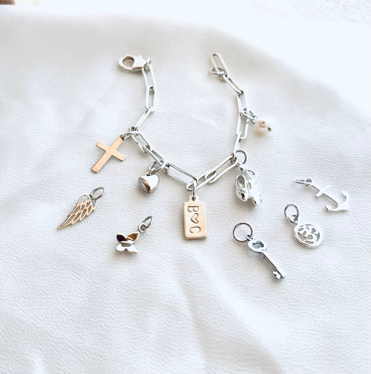 Sterling Silver Personalized Charm Bracelet
Custom bracelet 
