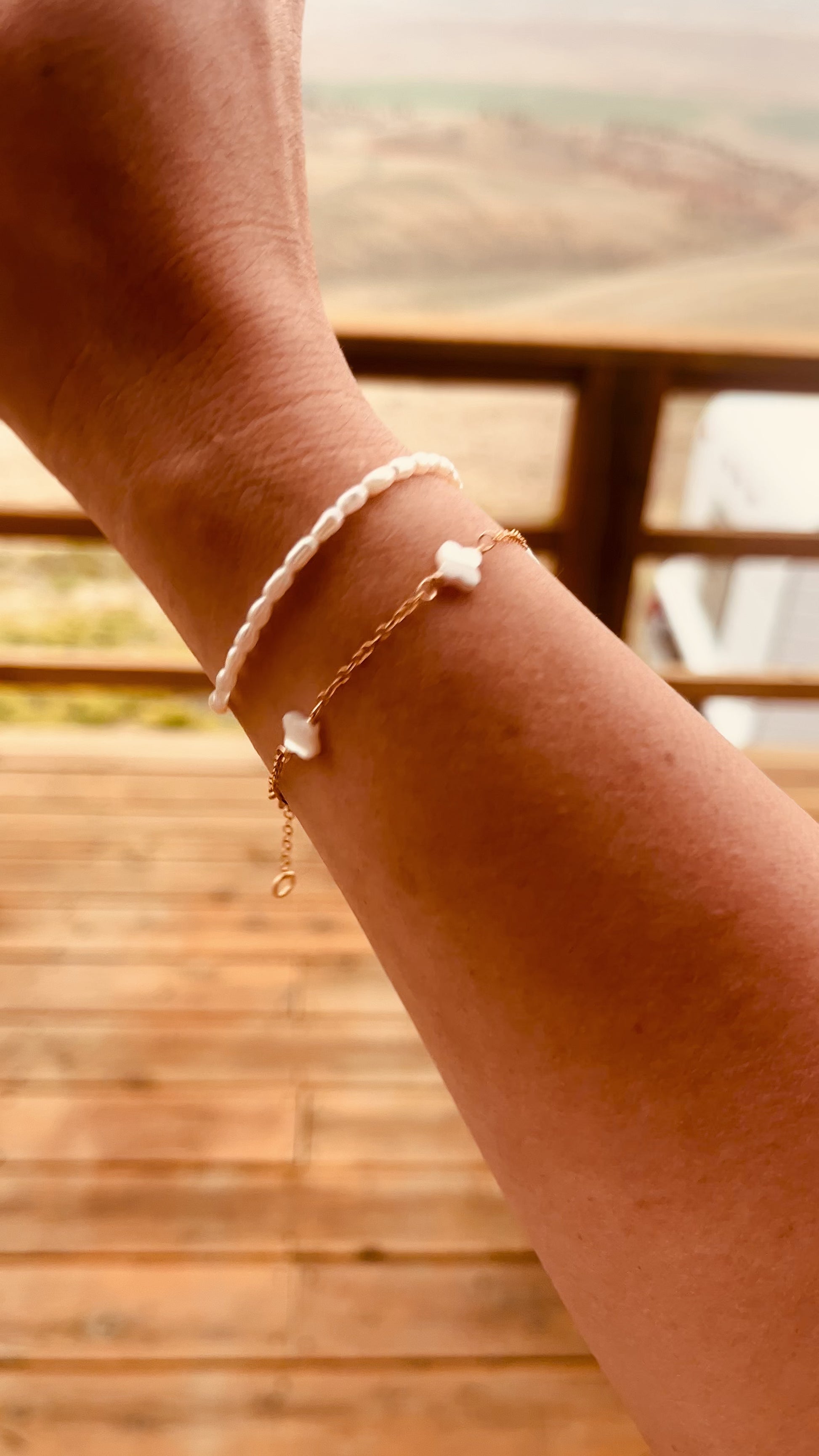 Mother of Pearl Clover Bracelet