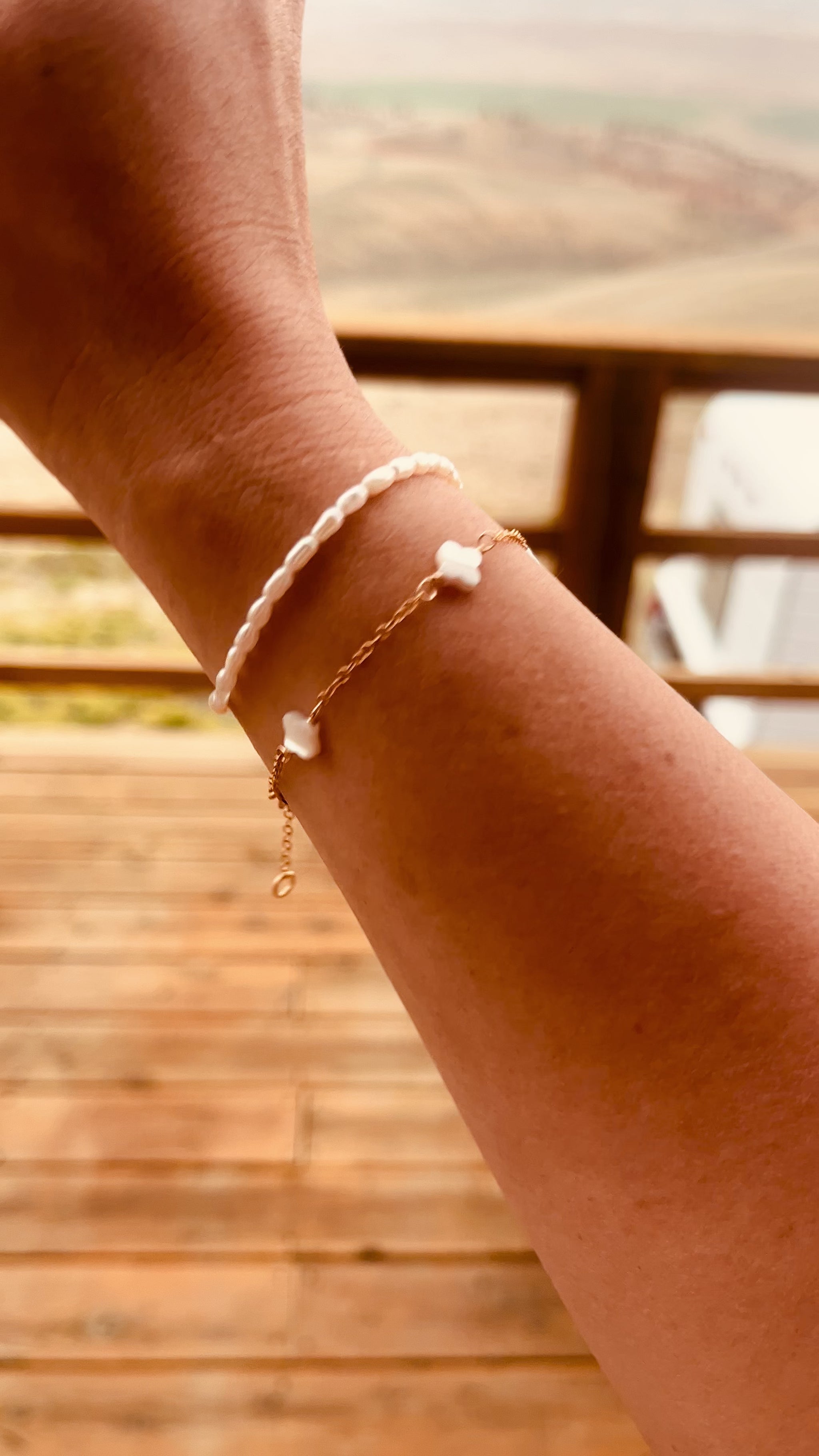 Mother of Pearl Clover Bracelet