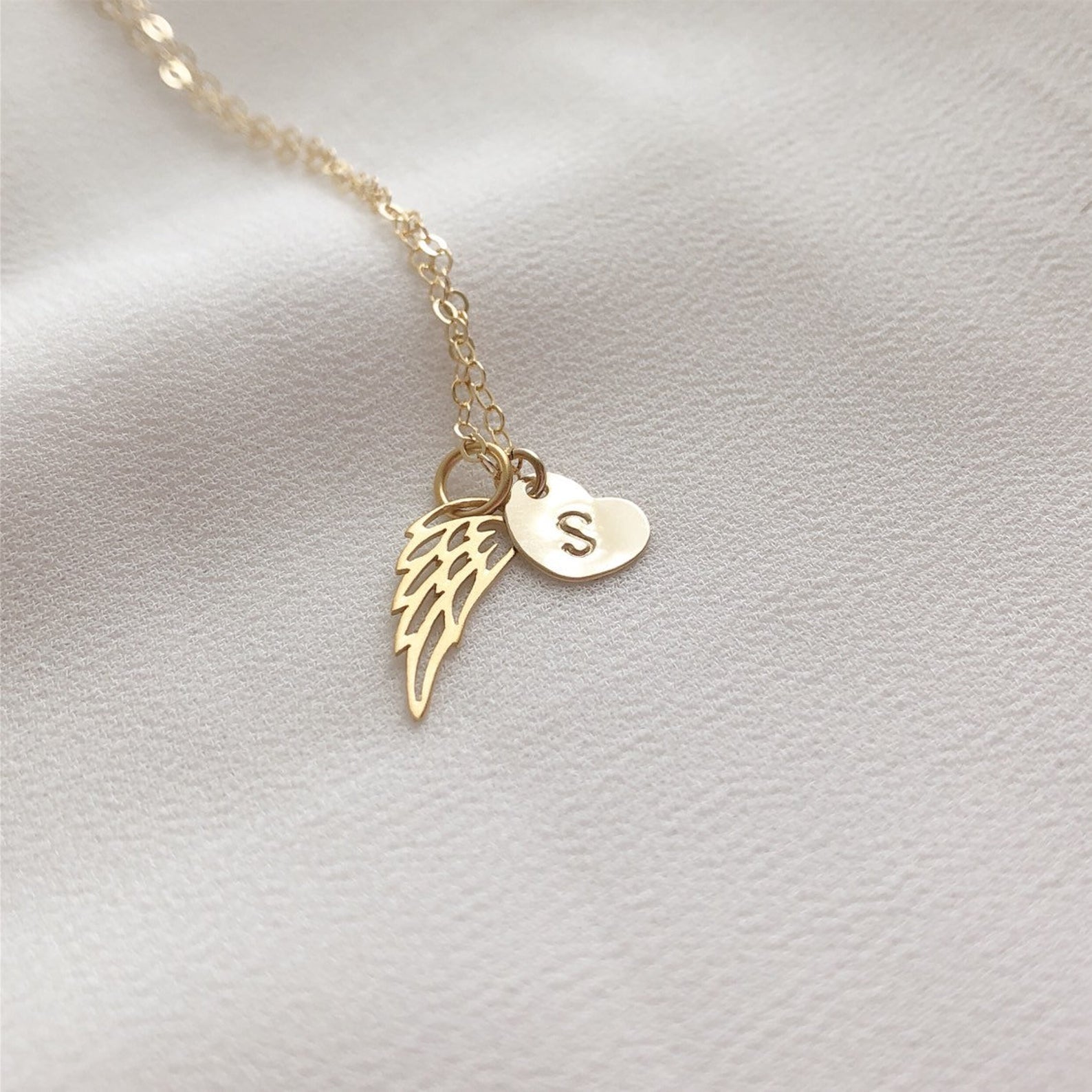 Angel Wing Necklace, Angel Wing Necklace, Angel Wing and Heart Necklace, Mother of An Angel, Infant Loss Necklace, Memorial Jewelry, Memorial Loss Necklace,