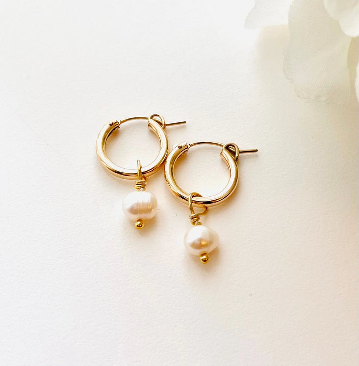 Pearl Hoop Earrings, Pearl Drop Earrings, Pearl Huggie Hoop Earrings, Pearl Jewelry, Bridal Party Gifts, For the Bride, Ready To Ship, Bridesmaid Jewelry & Gifts, Best Friends Jewelry, Friendship Jewelry, Graduation Gifts, Sister Gifts, Wedding Party Gifts, Bridesmaid Jewelry, Bridal Shower Gifts, Bridal Party, Minimalist, Group Events, Gift Set, Mother and Daughter, Grandmother's Necklace, Custom Wedding, 
