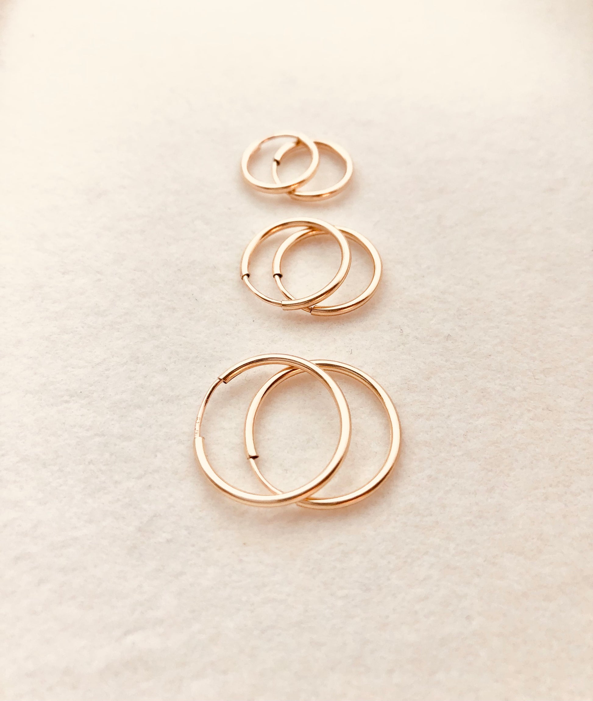 Everyday Hoop Earrings, Endless Hoop Earrings, Dainty Hoop Earrings, Gold Hoop Earrings, Silver Hoop Earrings, Mothers Day, Birthday Gift, Office Outfit, Delicate Jewelry, Mothers Gift, Coco Wagner Jewelry, Gift For Her, Gift Ideas,  Birthday Gift, Mothers Gift, Christmas Gift Ideas, Mothers Day Gift  Minimalist Jewelry, Everyday Jewelry, 