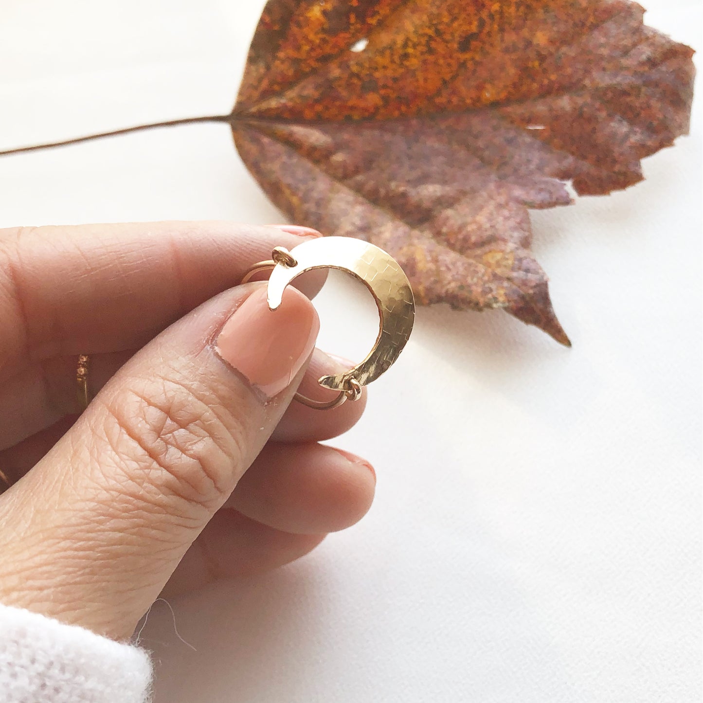 Handmade moon ring, 14k gold filled ring, gift for her, every day jewelry, Crescent Moon Ring, Crescent Moon jewelry, Crescent Moon, gold ring, dainty jewelry, Mother’s Day gifts, moon lovers, gift for Mother, holidays gift, mother gifts, birthday gifts, Hammered Crescent Moon Ring, 