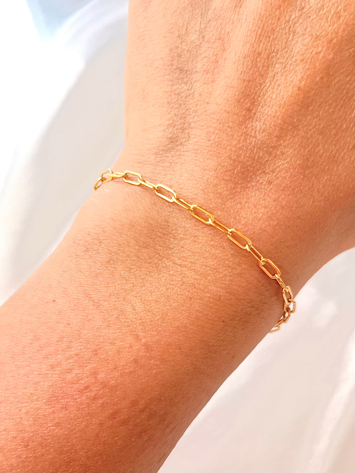 Dainty Paperclip Bracelet