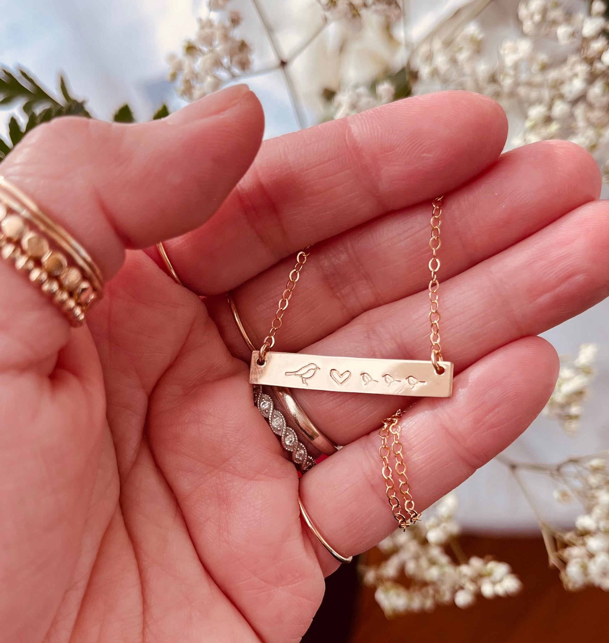 Mama Bird Necklace – Mother Bird Family Necklace, Meaningful Mom Gift – Coco Wagner Design