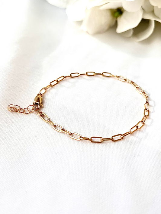 Dainty Paperclip Bracelet, chain bracelet, 14k gold filled bracelet, gifts, gift for her, gift ideas, birthday gift, 14k gold filled jewelry, Dainty Paperclip Bracelet | 14K Gold Filled & Sterling Silver