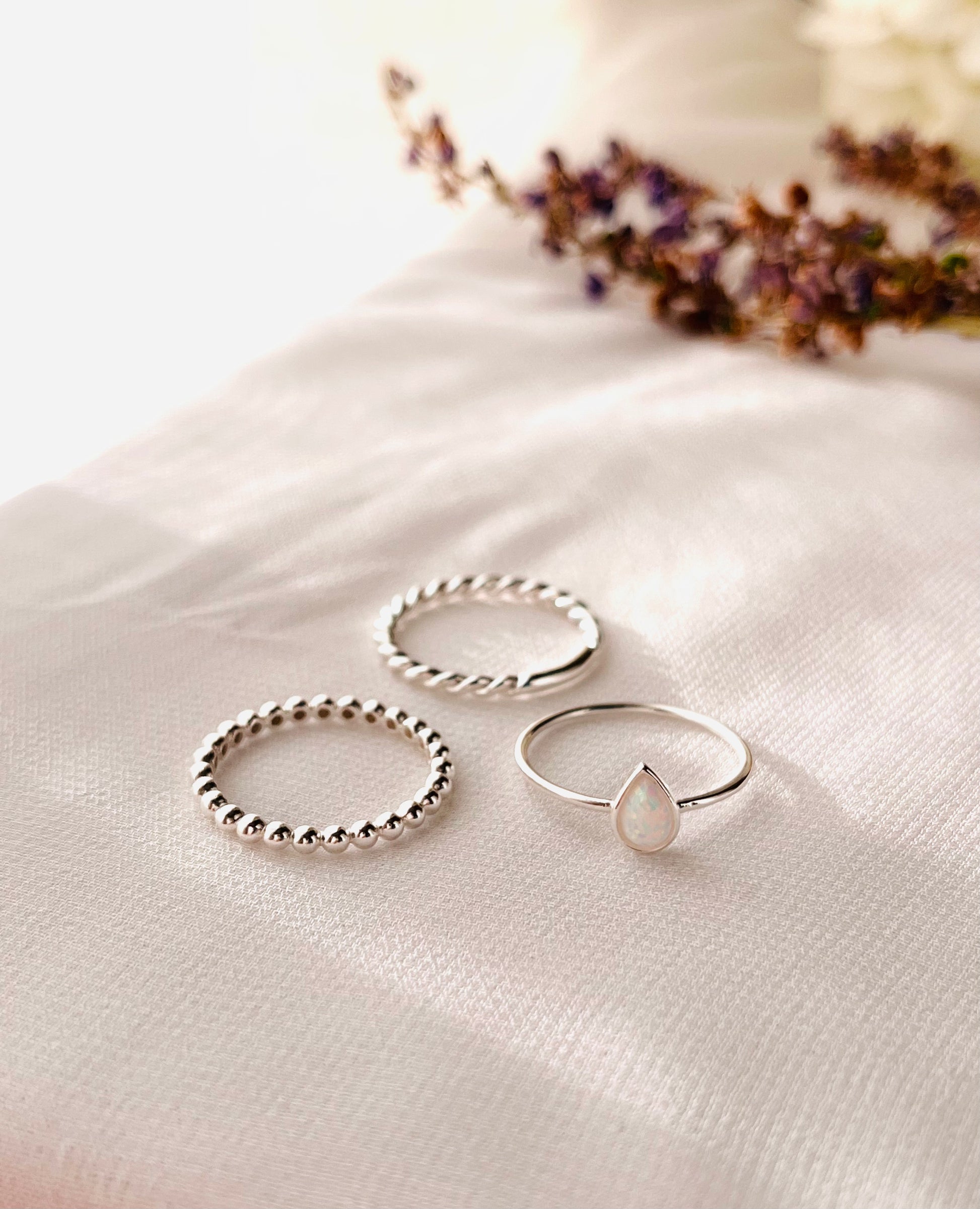 Simple silver ring discount set