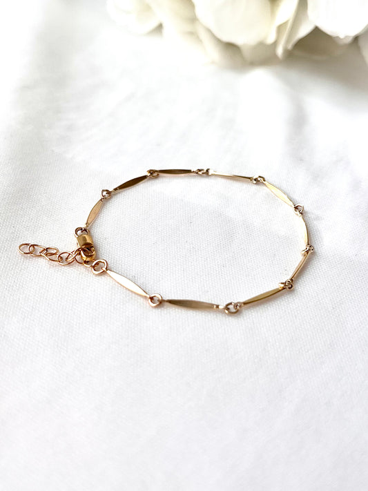 Minimalist Link Bracelet