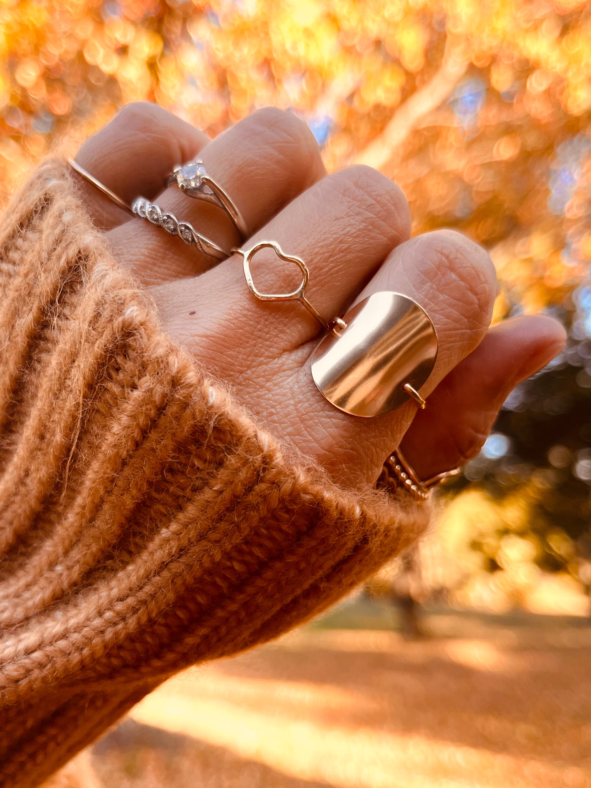 Disc Ring, Smooth Disc Ring, Statement Ring, Large Disc Ring, Circle Ring, Gift For Her, 14K Gold Filled Ring, Sterling Silver Ring, Silver Disc Rings, Gold Disc Rings, Gift For Her, Gift For Mom, Holiday gift guide, Holiday Gift Ideas, Christmas Gifts, Everyday Rings