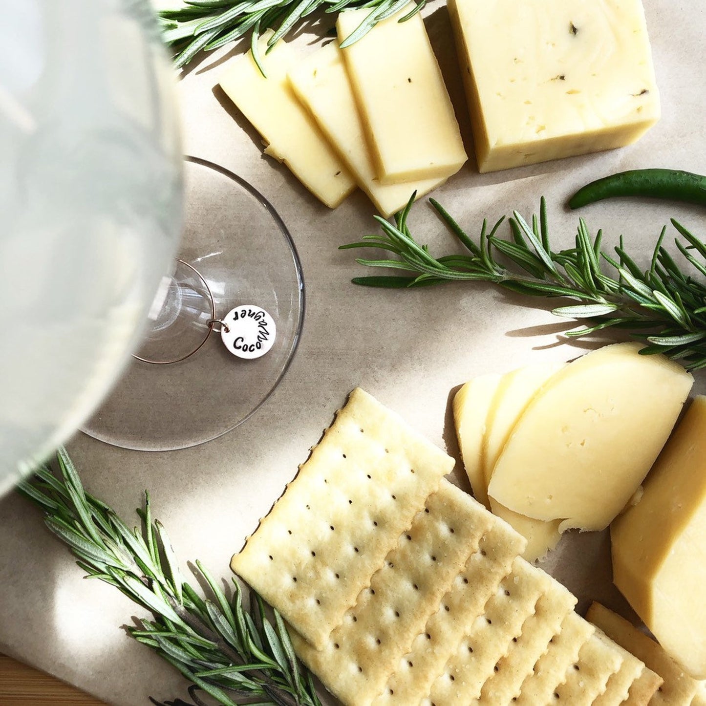 Gold Wine charms,  Wine tasting party,  Custom wine charm, Wedding wine charms, Silver wine charms, Wine glass charms, Personalize Gifts, Wine Wedding Favors, Wedding Guest Gift, Graduation favours, Bridal Party, Graduation gifts, Bachelorette, Personalized drink markers, wine testing, 